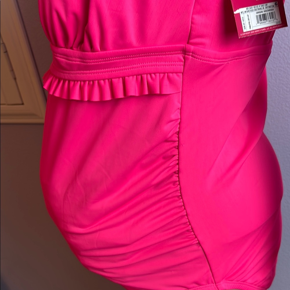 NWT Pink Ruffled Maternity Women's One Piece Swimsuit - Picture 9 of 13